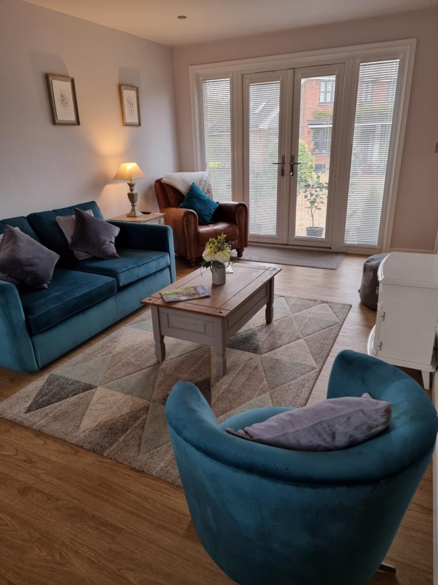 Begonia Cottage Briston Экстерьер фото