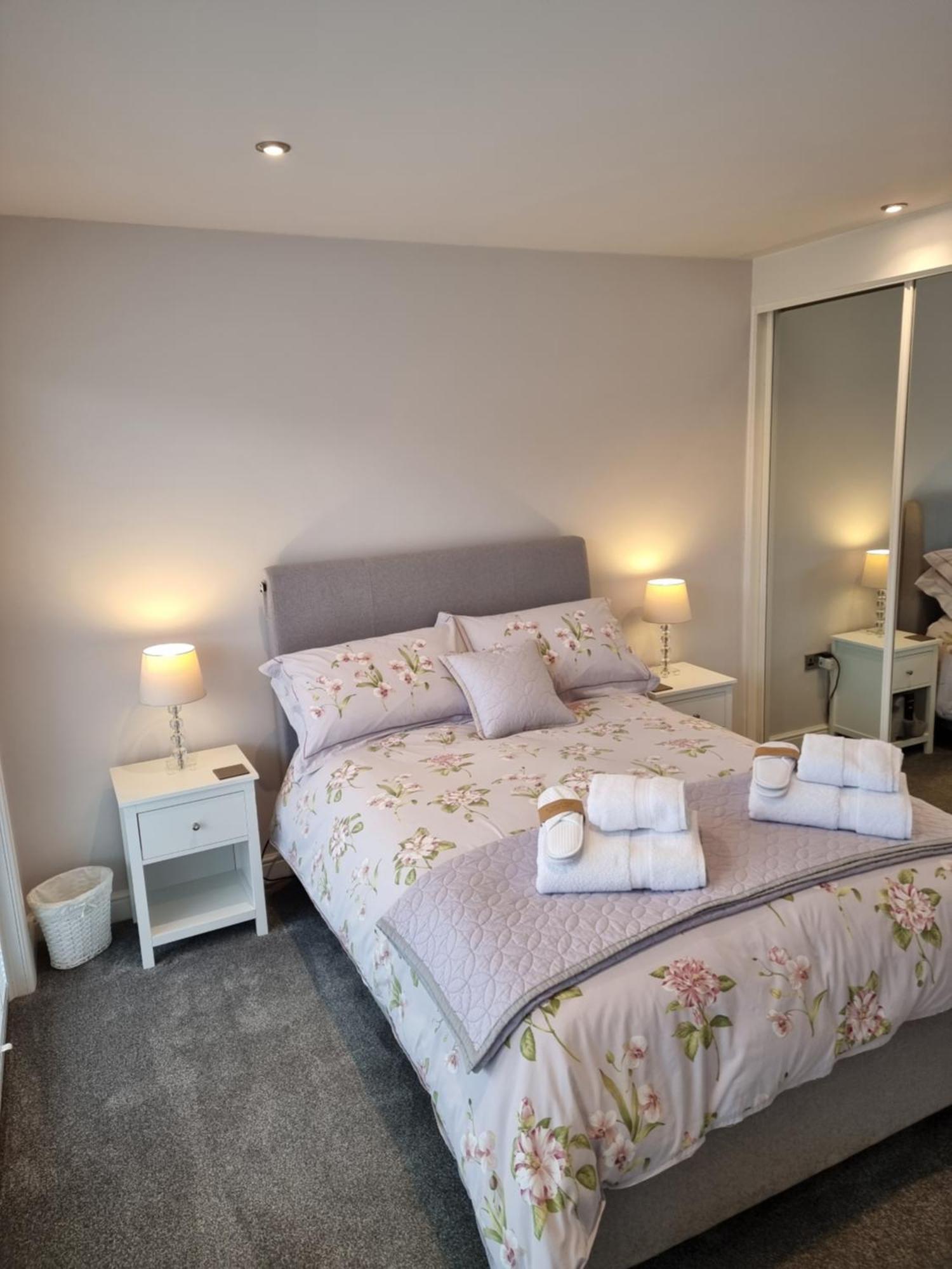 Begonia Cottage Briston Экстерьер фото